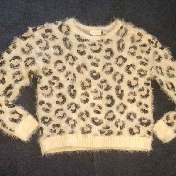 The Children's Place Other - The Children's Place Cream and Black Fuzzy Sweater